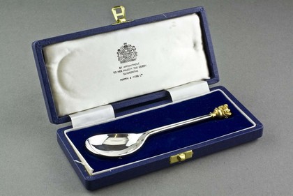 Queen's Silver Jubilee Commemorative Silver Spoon - 1952-1977